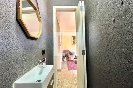 Lavabo de casa à venda com 3 quartos, 350m² em Parque Jabaquara, São Paulo