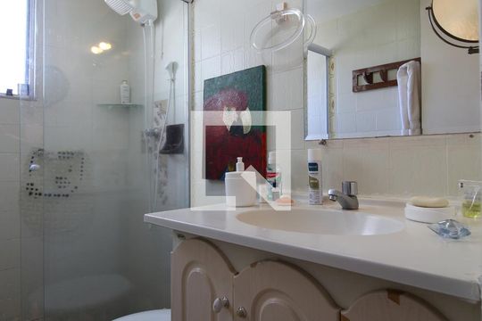 Banheiro 1 de apartamento à venda com 2 quartos, 60m² em Vila Nova Conceição, São Paulo