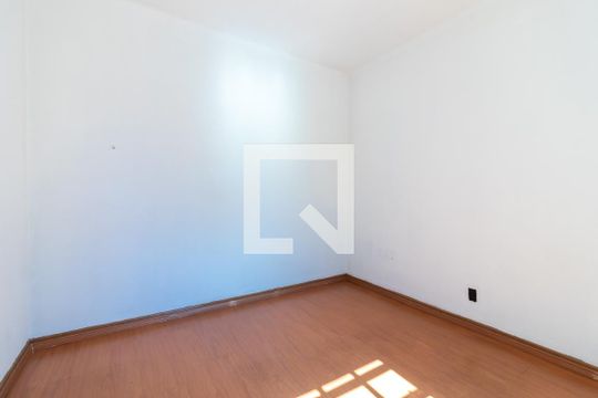 Quarto 2 de casa à venda com 4 quartos, 150m² em Jardim São Paulo, São Paulo