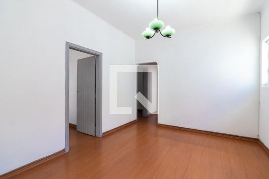 Sala de casa à venda com 4 quartos, 150m² em Jardim São Paulo, São Paulo