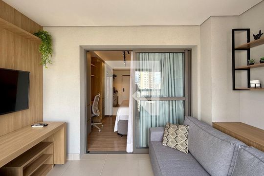 Sala  de kitnet/studio à venda com 0 quarto, 32m² em Jardim das Acacias, São Paulo
