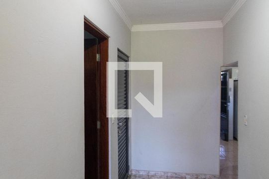 Corredor de casa à venda com 3 quartos, 90m² em Vila Progresso, Campinas