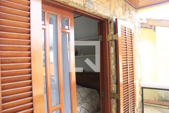 Varanda da suíte  de casa à venda com 3 quartos, 158m² em Jardim Bebedouro, Guarulhos