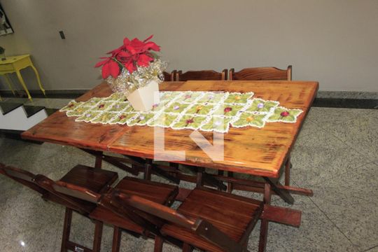 Sala de jantar  de casa à venda com 3 quartos, 158m² em Jardim Bebedouro, Guarulhos
