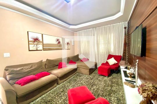 Casa à venda com 3 quartos, 202m² em Jardim Bela Vista, Guarulhos
