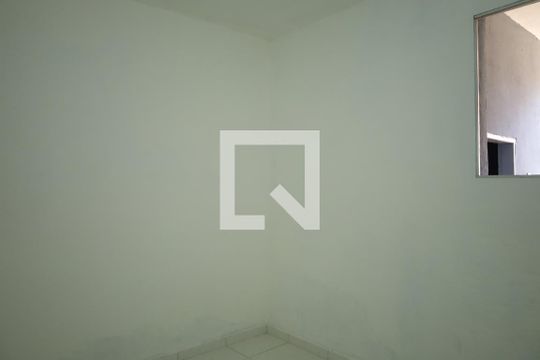 Quarto 2 de casa para alugar com 2 quartos, 80m² em Vila Santista, São Paulo