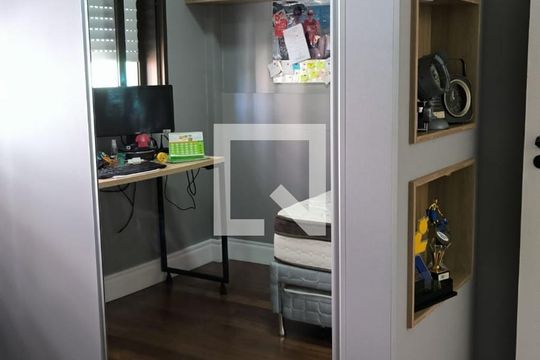 Apartamento à venda com 2 quartos, 76m² em Menino Deus, Porto Alegre