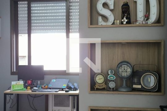 Apartamento à venda com 2 quartos, 76m² em Menino Deus, Porto Alegre