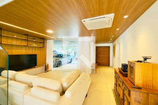 Sala de casa de condomínio à venda com 4 quartos, 385m² em Colinas da Anhanguera, Santana de Parnaíba