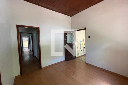 Casa à venda com 4 quartos, 206m² em Rio Branco, Novo Hamburgo