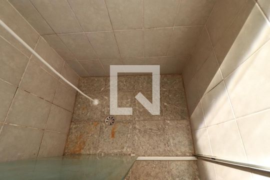 Banheiro de apartamento para alugar com 1 quarto, 80m² em Residencial E Comercial Palmares, Ribeirão Preto
