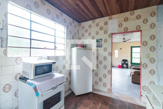 Cozinha de casa à venda com 3 quartos, 70m² em Tristeza, Porto Alegre