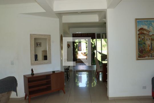 Casa de Condomínio para alugar com 4 quartos, 300m² em Chácara do Remanso Gl Um, Cotia