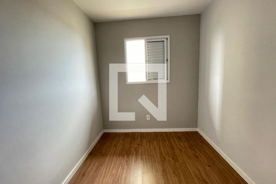 Quarto 1 de apartamento para alugar com 2 quartos, 50m² em Parque Turiguara, Cotia