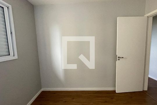 Quarto 1 de apartamento para alugar com 2 quartos, 50m² em Parque Turiguara, Cotia