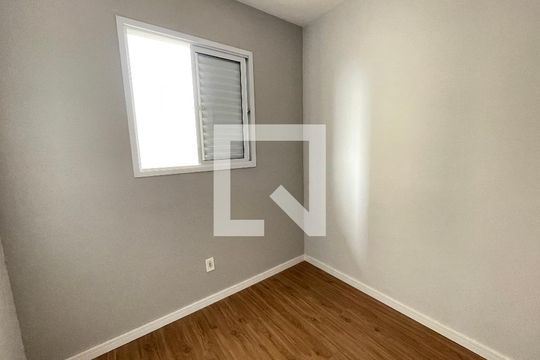 Quarto 1 de apartamento para alugar com 2 quartos, 50m² em Parque Turiguara, Cotia