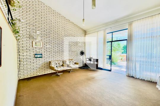 Casa à venda com 4 quartos, 300m² em Sion, Belo Horizonte
