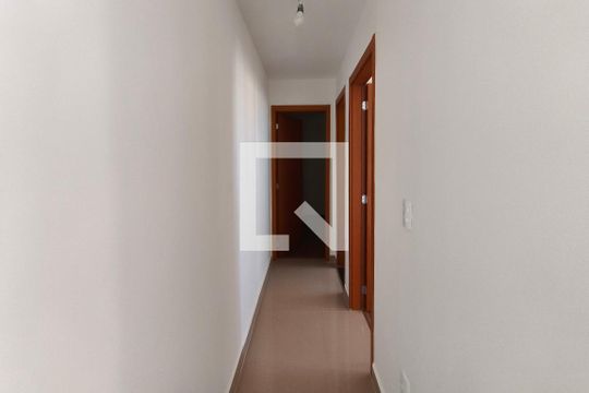 Corredor- Quartos de apartamento à venda com 2 quartos, 45m² em Vila Satúrnia, Campinas