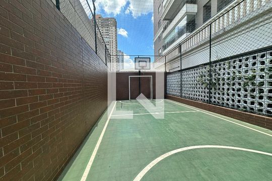 Quadra Esportiva de apartamento à venda com 2 quartos, 84m² em Centro Comercial Jubran, Barueri