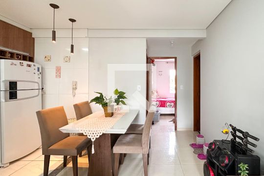 Sala de apartamento à venda com 2 quartos, 62m² em Baeta Neves, São Bernardo do Campo