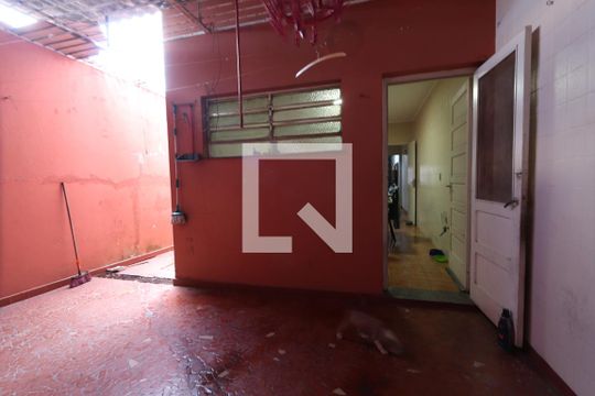 Lavanderia e Quintal de casa à venda com 2 quartos, 125m² em Jardim Vila Formosa, São Paulo