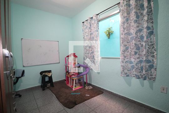 Quarto 2 de casa à venda com 3 quartos, 157m² em Parque Capuava, Santo André