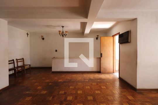 Sala de casa à venda com 3 quartos, 285m² em Cidade Mãe do Céu, São Paulo