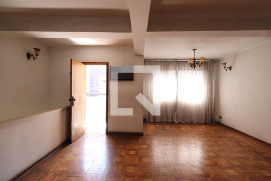 Sala de casa à venda com 3 quartos, 285m² em Cidade Mãe do Céu, São Paulo
