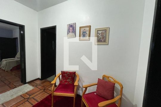 Casa para alugar com 4 quartos, 450m² em Canudos, Novo Hamburgo