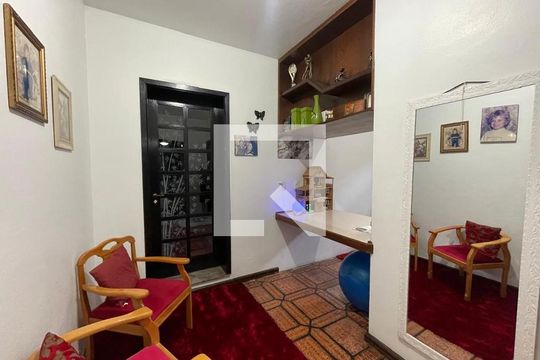 Casa para alugar com 4 quartos, 450m² em Canudos, Novo Hamburgo