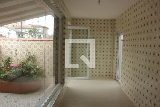Hall de casa para alugar com 4 quartos, 252m² em Aparecida, Santos