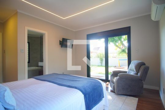 Suíte de casa à venda com 4 quartos, 292m² em Jardim America, São Leopoldo