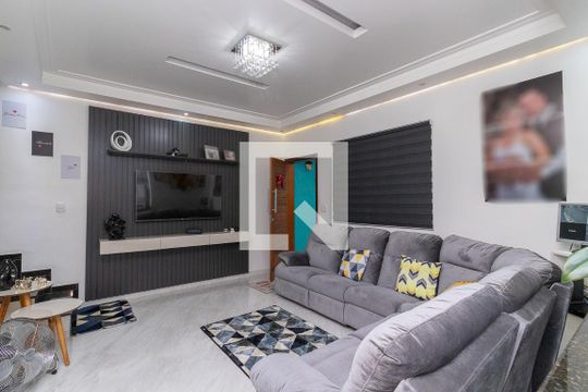 Sala de casa para alugar com 3 quartos, 100m² em Jardim Popular, São Paulo