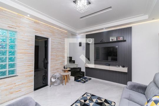 Sala de casa à venda com 3 quartos, 100m² em Jardim Popular, São Paulo
