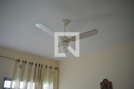 Sala 2 de casa à venda com 3 quartos, 290m² em Jardim Moncoes, Santo André