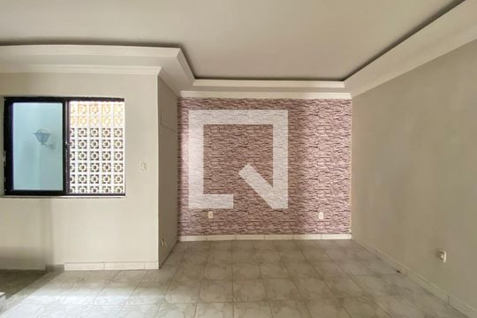 Casa à venda com 2 quartos, 300m² em Higienópolis, Rio de Janeiro