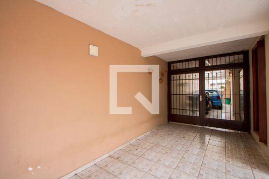 Área frontal da casa de casa à venda com 3 quartos, 193m² em Jardim Progresso, Santo André