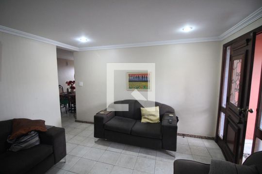 Sala 1 de casa à venda com 5 quartos, 400m² em Conjunto Agua Branca, Contagem