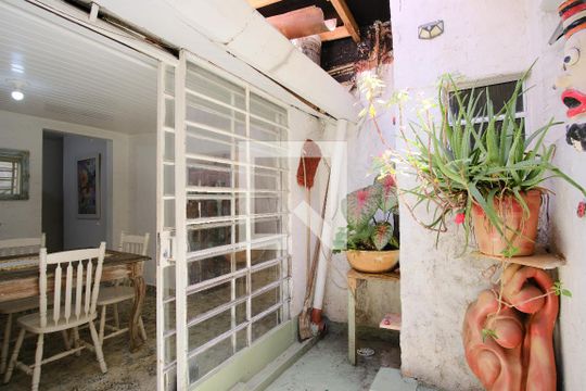 Jardim interno da Casa 1 de casa à venda com 7 quartos, 450m² em Vila Nova Manchester, São Paulo