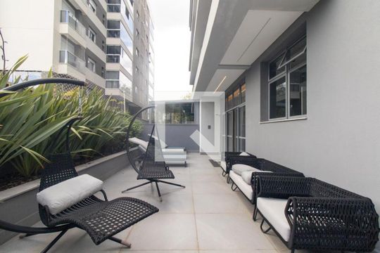 Área externa de apartamento para alugar com 2 quartos, 97m² em Seminário, Curitiba