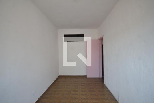 Sala de apartamento para alugar com 1 quarto, 100m² em Vila Valqueire, Rio de Janeiro