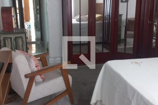 Quarto de casa à venda com 3 quartos, 162m² em Paulicéia, São Bernardo do Campo