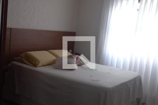 Quarto de casa à venda com 3 quartos, 162m² em Paulicéia, São Bernardo do Campo