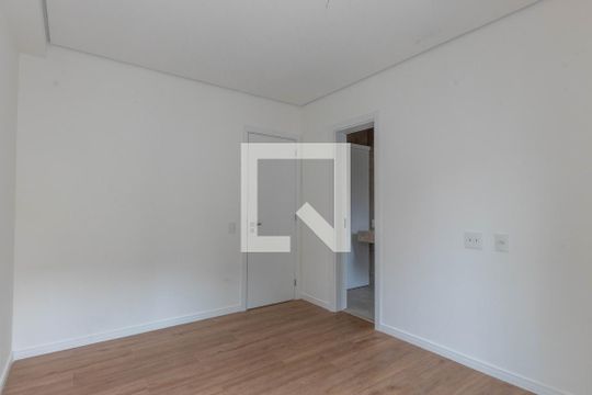 Suíte de apartamento à venda com 3 quartos, 182m² em Santo Antônio, Belo Horizonte