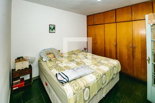 Casa para alugar com 3 quartos, 320m² em Santa Monica, Belo Horizonte
