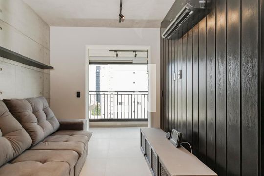 Sala/ Cozinha de apartamento à venda com 1 quarto, 35m² em Cidade Monções, São Paulo