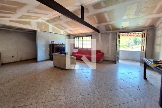 Sala 3 de casa à venda com 6 quartos, 3000m² em Maria Paula, Niterói