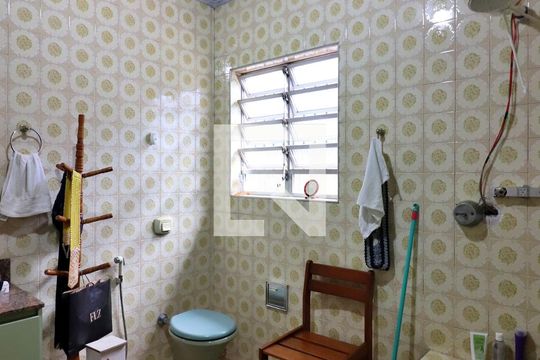 Banheiro Suíte de casa à venda com 3 quartos, 600m² em Parque dos Passaros, São Bernardo do Campo