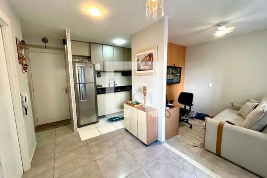 Sala de apartamento para alugar com 1 quarto, 37m² em Vila Flora, Guarulhos