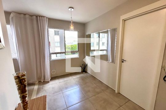 Sala de apartamento para alugar com 1 quarto, 37m² em Vila Flora, Guarulhos